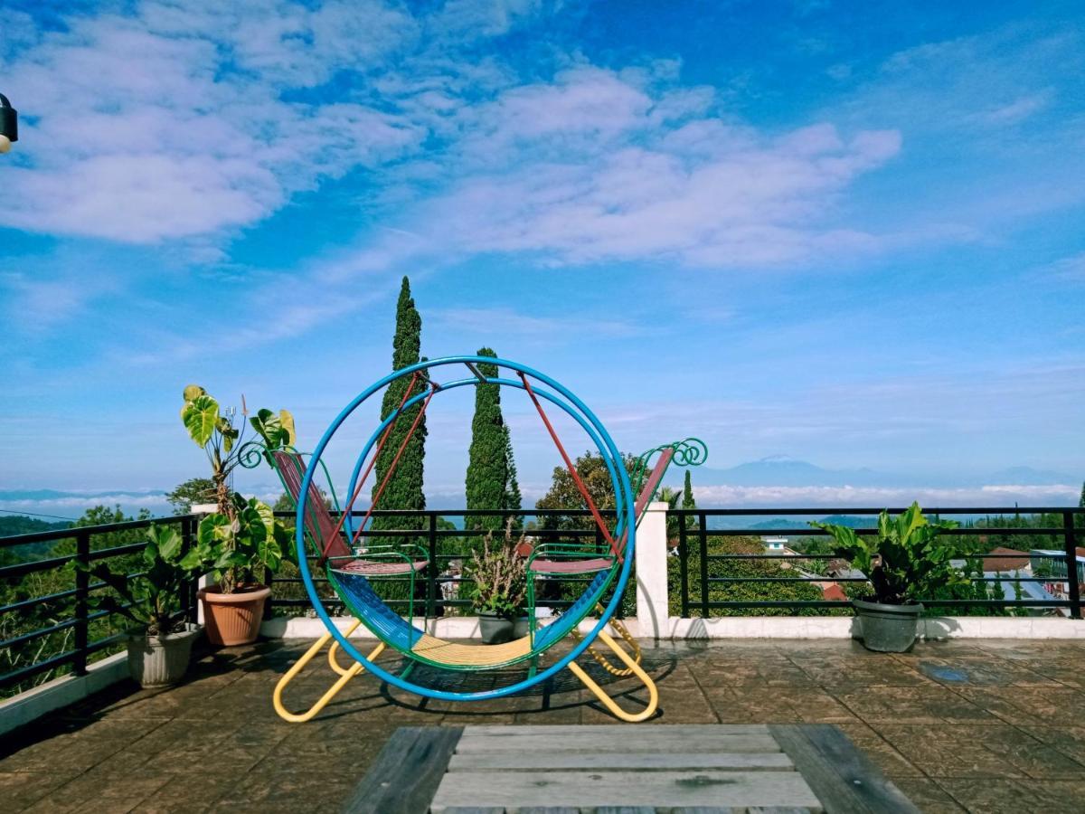 Hotel Pondok Asri Tawangmangu Kültér fotó