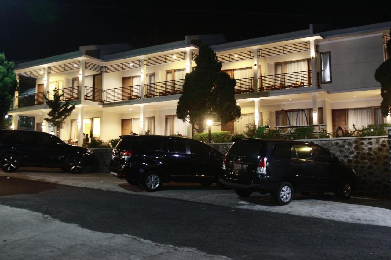 Hotel Pondok Asri Tawangmangu Kültér fotó